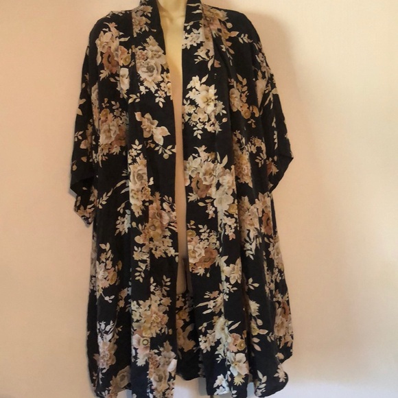 Woman’s VTG fall blue floral silk by August silk kimono cardigan - Picture 2 of 16